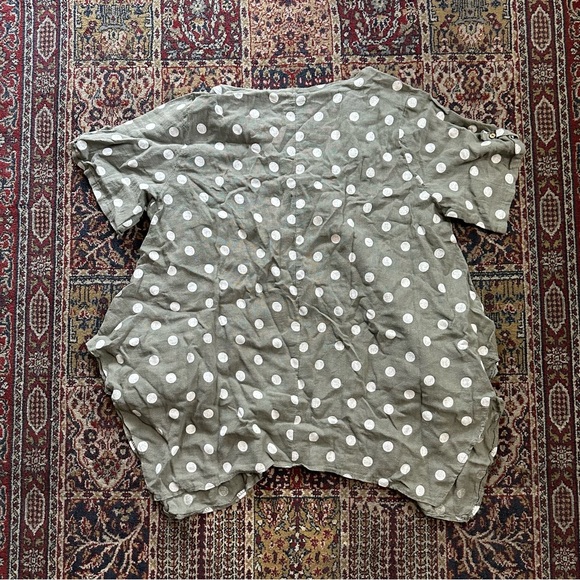 π Lovely Italian polka dots blouse - Picture 5 of 9